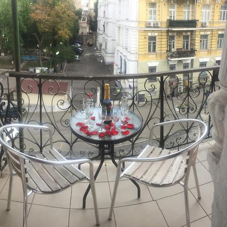 The Most Beautiful House Kiev Buitenkant foto