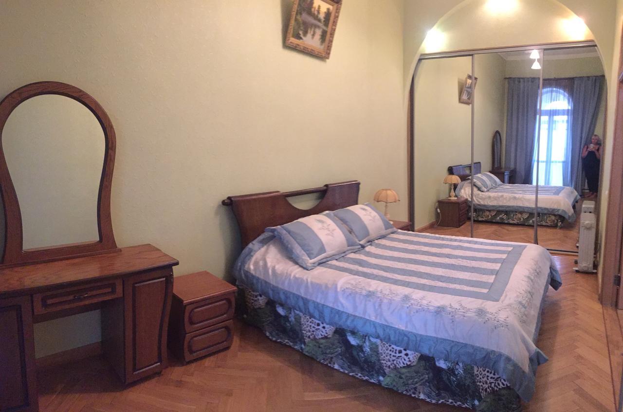 The Most Beautiful House Kiev Buitenkant foto